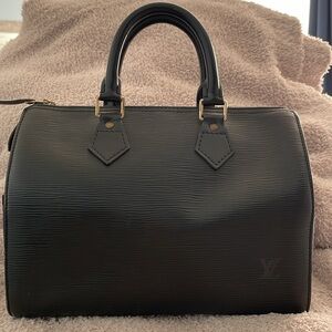 Louis Vuitton Black Epi Leather Speedy 25